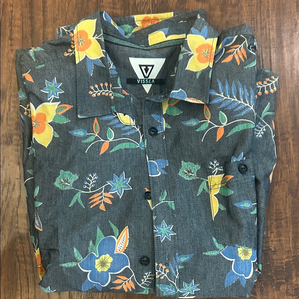 VISSLA Men's Floral Charcoal Shirt